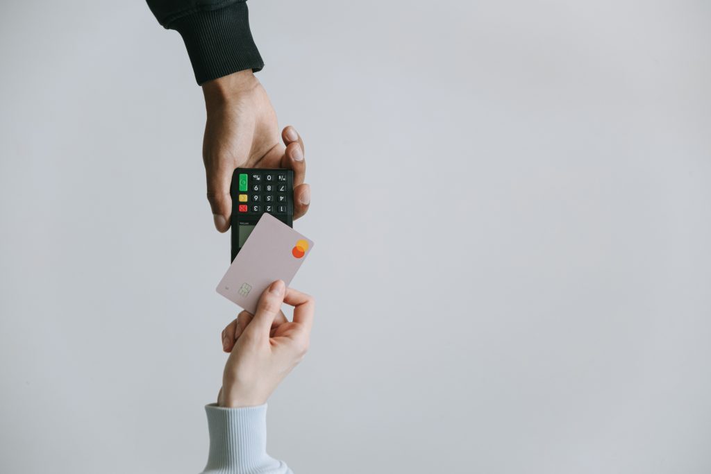 Why WhatsApp and SMS are the Next Big Thing in Banking Customer Service 1 Banking